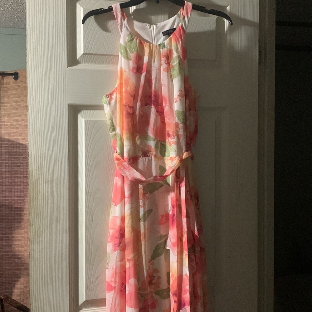 R&K Maxi Dress, NWOT Size 8 Multi Color Shades of  Orange and White, and Greens. - Picture 15 of 15